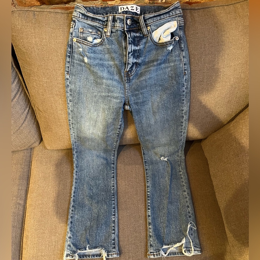 Women’s Daze torn Jeans size 24